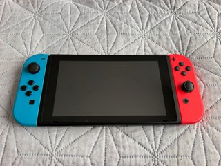 Nintendo Switch Azul y Rojo