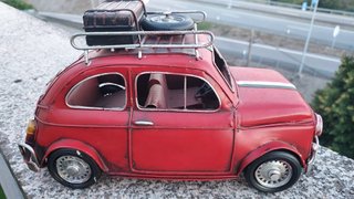 Fiat 600 Miniatura Vermelha