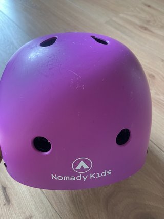 Patines ajustables talla 4 + Casco Morado