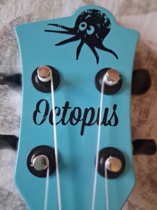 Ukelele Octopus Azul