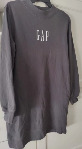 Vestido gris Gap
