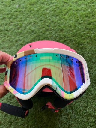 Casco, gafas y guantes esquí niña 12-14 años