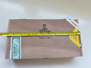 Caja Montecristo Edmundo Madera 25 Unidades