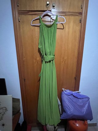 Vestido verde evento con cinturón