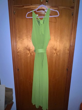 Vestido verde evento con cinturón