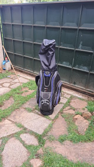Bolsa de Golf Boomerang Negra y Azul
