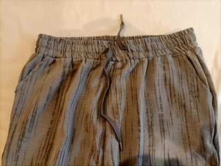 Pantalón gris de entretiempo