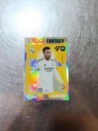 Carta Mbappe Oro +Blindado LaLiga Fantasy