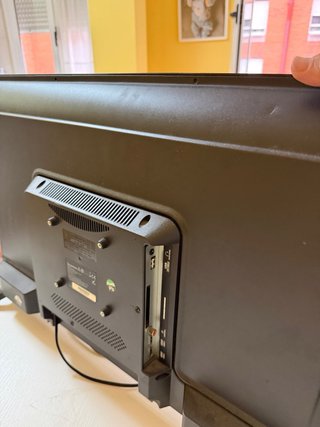 TV LED 32 Sunstech con Mando