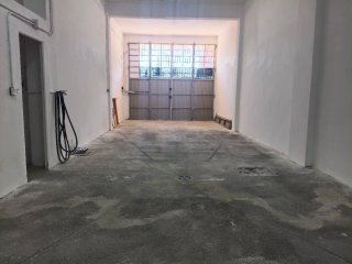Local Comercial - Cochera