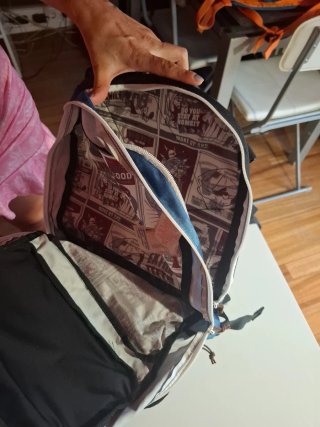Mochila Wed'ze azul y negra