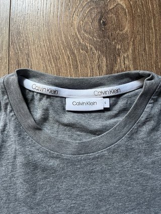 Camiseta Calvin Klein Gris Talla S