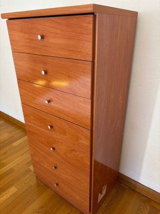 Cómoda de madera con 6 cajones