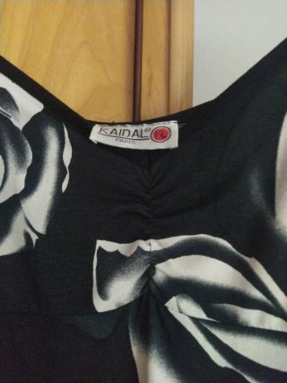 Vestido Kaidal Negro y Blanco Estampado Flores