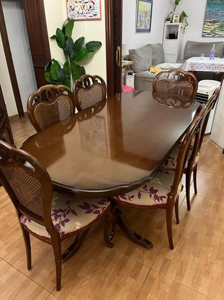 Conjunto comedor mesa extensible y 6 sillas madera