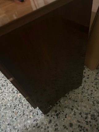 Cajonera de madera 56cm de alto muy vieja y huele