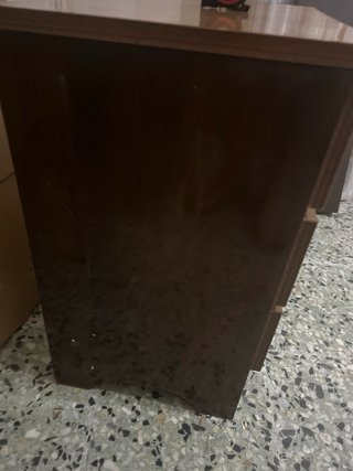 Cajonera de madera 56cm de alto muy vieja y huele