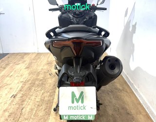 YAMAHA TMAX 560