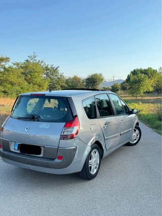 Renault Grand Scenic 2005