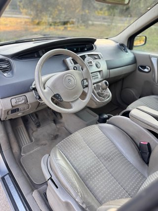 Renault Grand Scenic 2005
