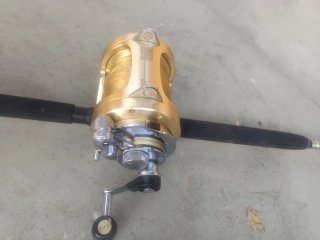 2 Carretes Shimano Tiagra 50W LSR y 2 Cañas
