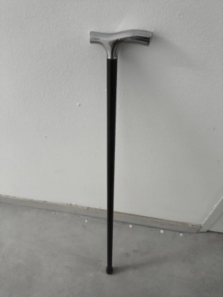 Bastón metálico niquelado