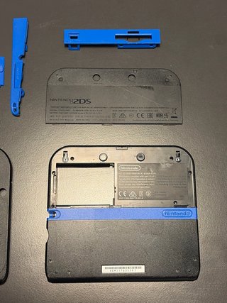 Nintendo 2DS para piezas