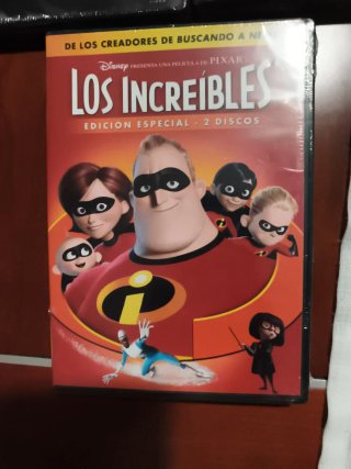 DVD Cars y Los increíbles.