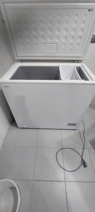 Congelador horizontal Valberg 198L