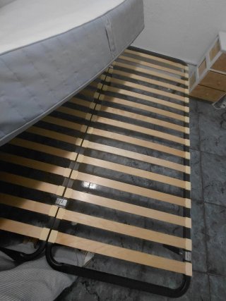 Colchón y somier 160 en perfecto estado.