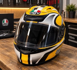 Casco de moto AGV amarillo