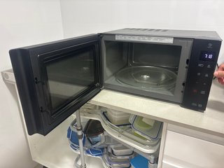 Microondas LG Negro