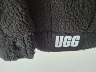 Chaquetón UGG Negro Borreguito