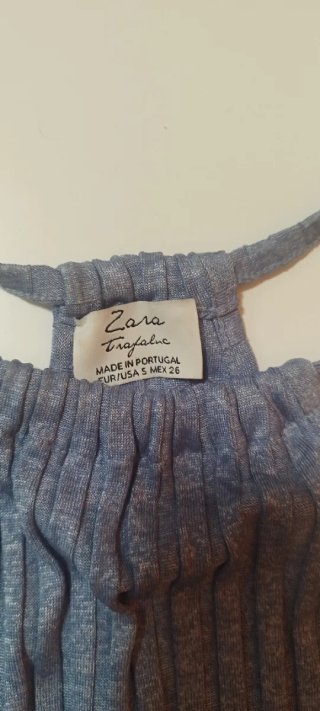 Camiseta azul de tirantes acanalada