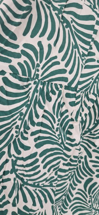 Vestido verde y blanco estampado