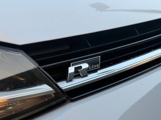 Volkswagen Golf R-Line Gasolina Manual 1.5 TSI
