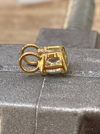 Colgante Oro 18k Diamante 0.82 Ct Natural