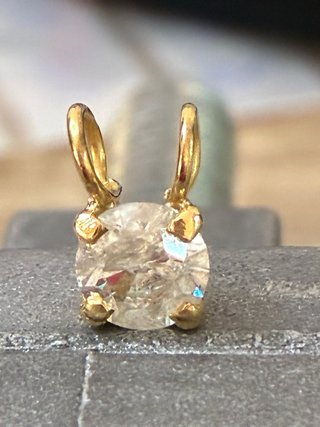 Colgante Oro 18k Diamante 0.82 Ct Natural
