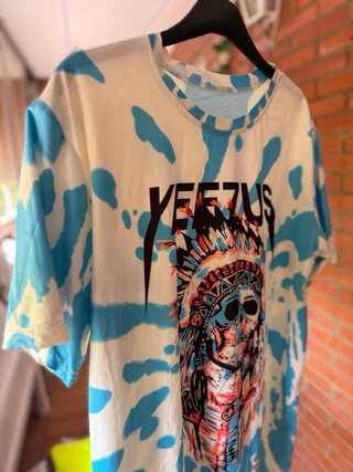 Camiseta Yeezus Calavera Nativo Americano
