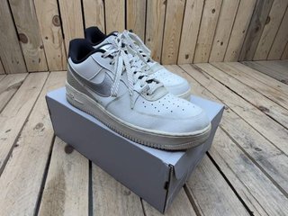 AIR FORCE 1 BLACK/WHITE 45