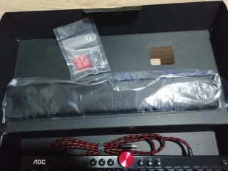 Teclado Gaming AOC AGK700 RGB Retroiluminado