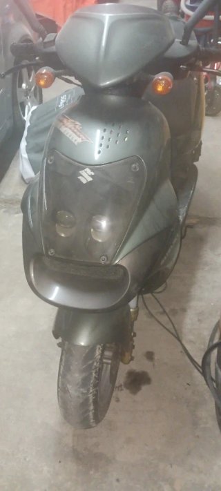 Suzuki Zillion 50 Scooter