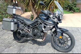 Triumph Tiger 800 XRX