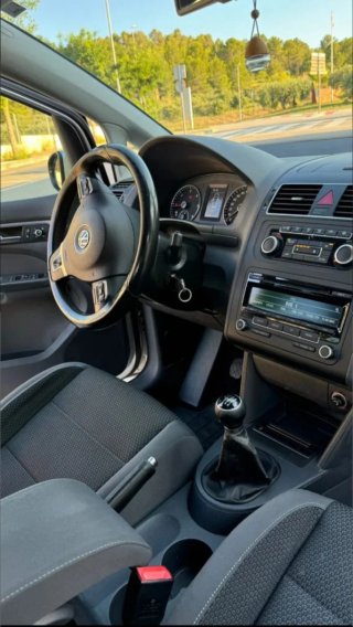Volkswagen Touran 2012