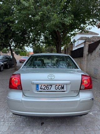 Toyota Avensis 2008