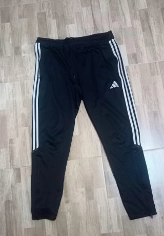 Pantalón Adidas Negro