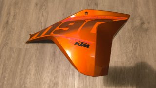 Tapa Lateral Depósito KTM 1190 Naranja