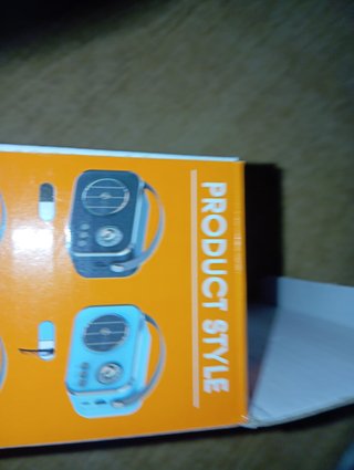 Altavoz Bluetooth portátil con radio retro vintage