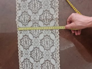 Antiguo camino de encaje artesanal 100% Impecable