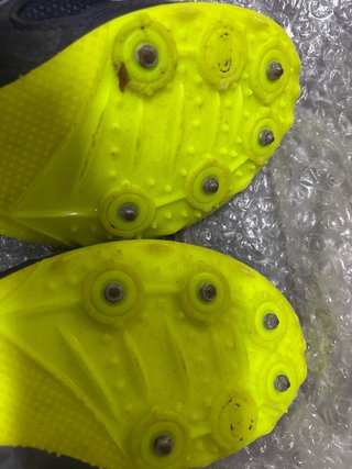 Zapatillas de clavos azules